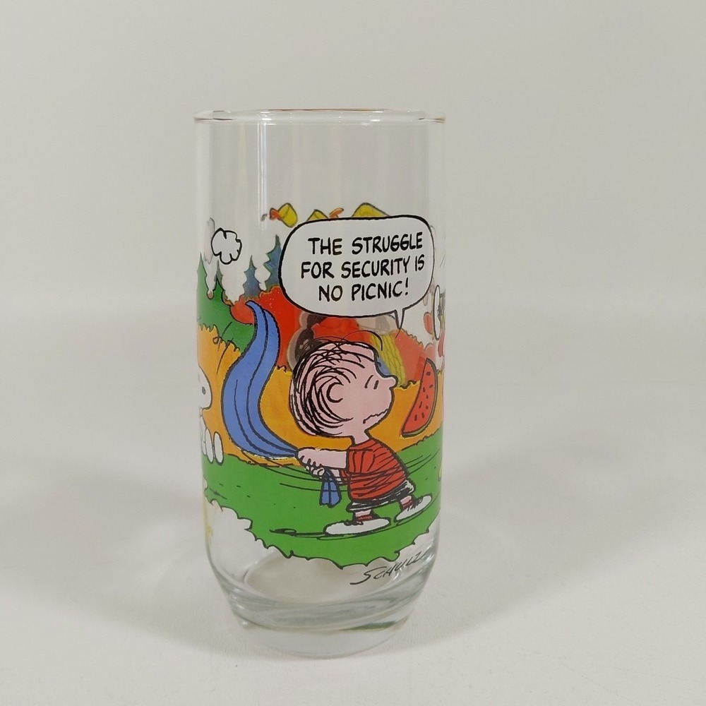 McDonalds‎ Camp Snoopy 1983 Collector Glass Linus Charlie Lucy Snoopy Woodstock